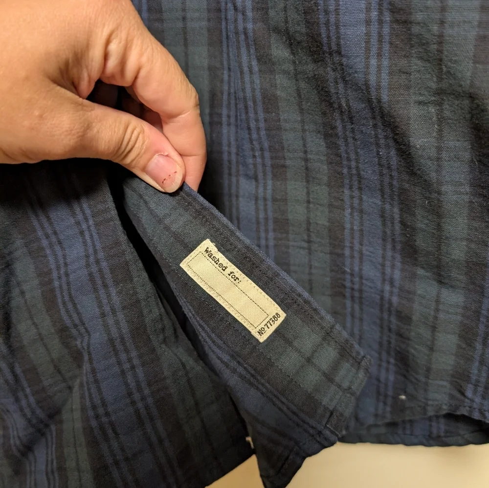 J.Crew Men’s Relaxed Fit Plaid Button-Down Shirt – Size S  Nwt